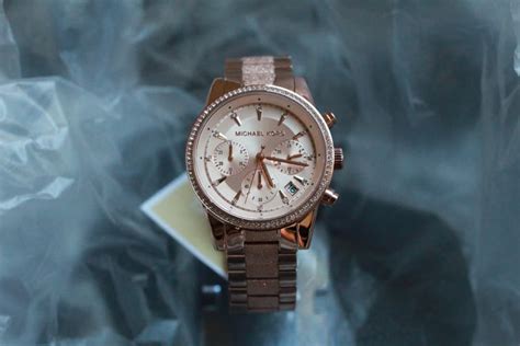 michael kors 251809|michael kors watch date change.